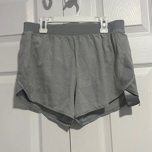 Under Armour Heatgear shorts